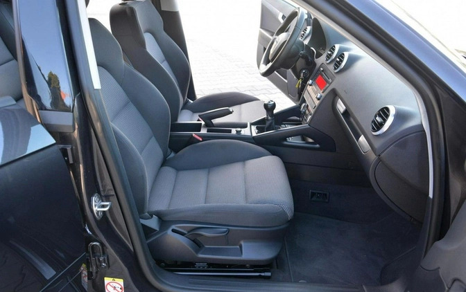Audi A3 cena 36900 przebieg: 207581, rok produkcji 2011 z Dębno małe 436
